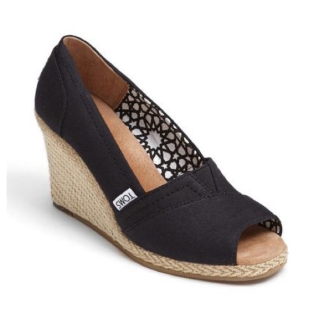 TOMS Black Canvas Wedges (Women 5)